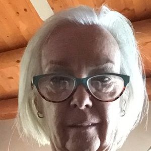 Meet your Posher, Deborah